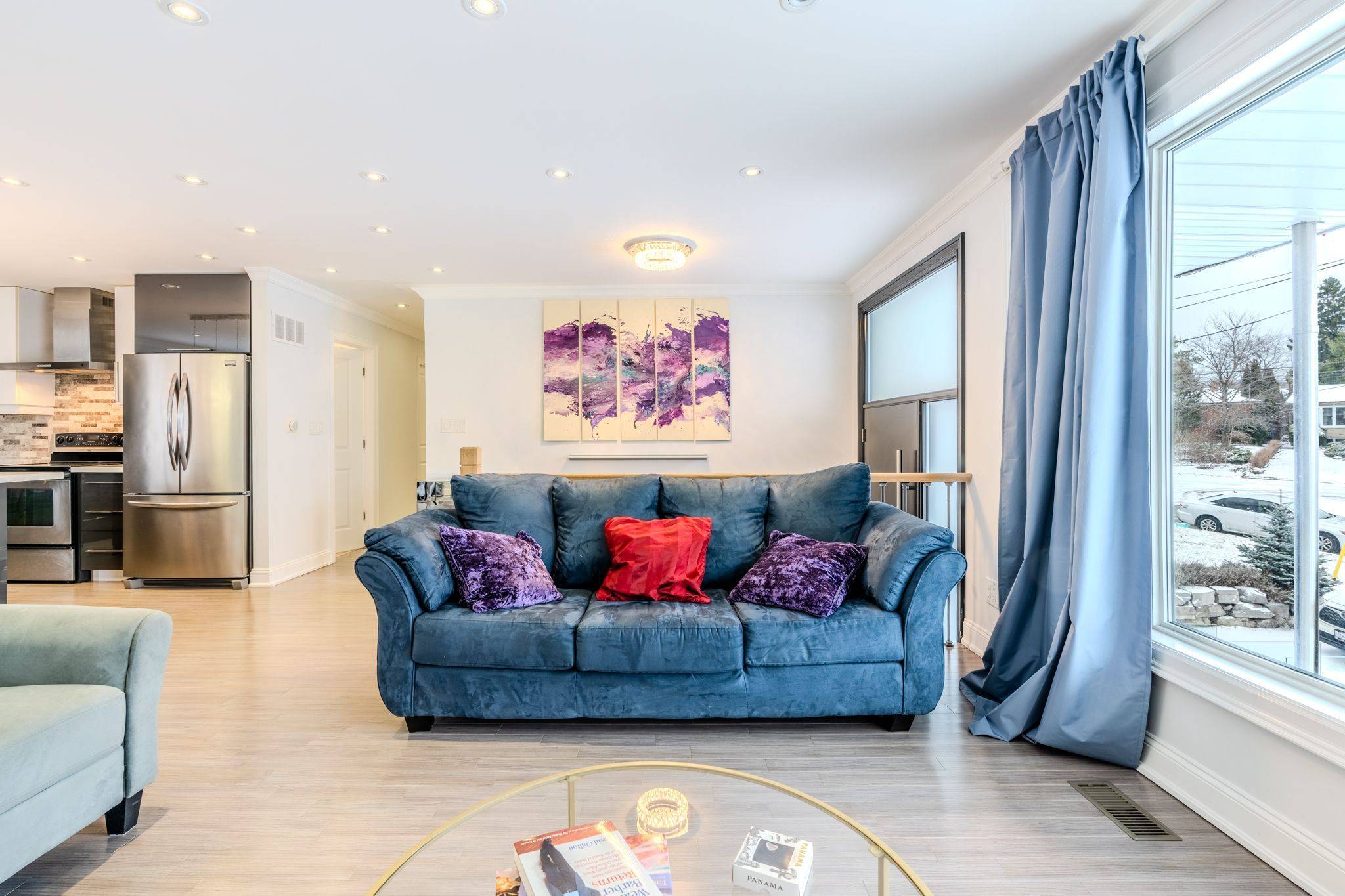 Toronto W04, ON M6M 2L5,24 Paramount CT #Main