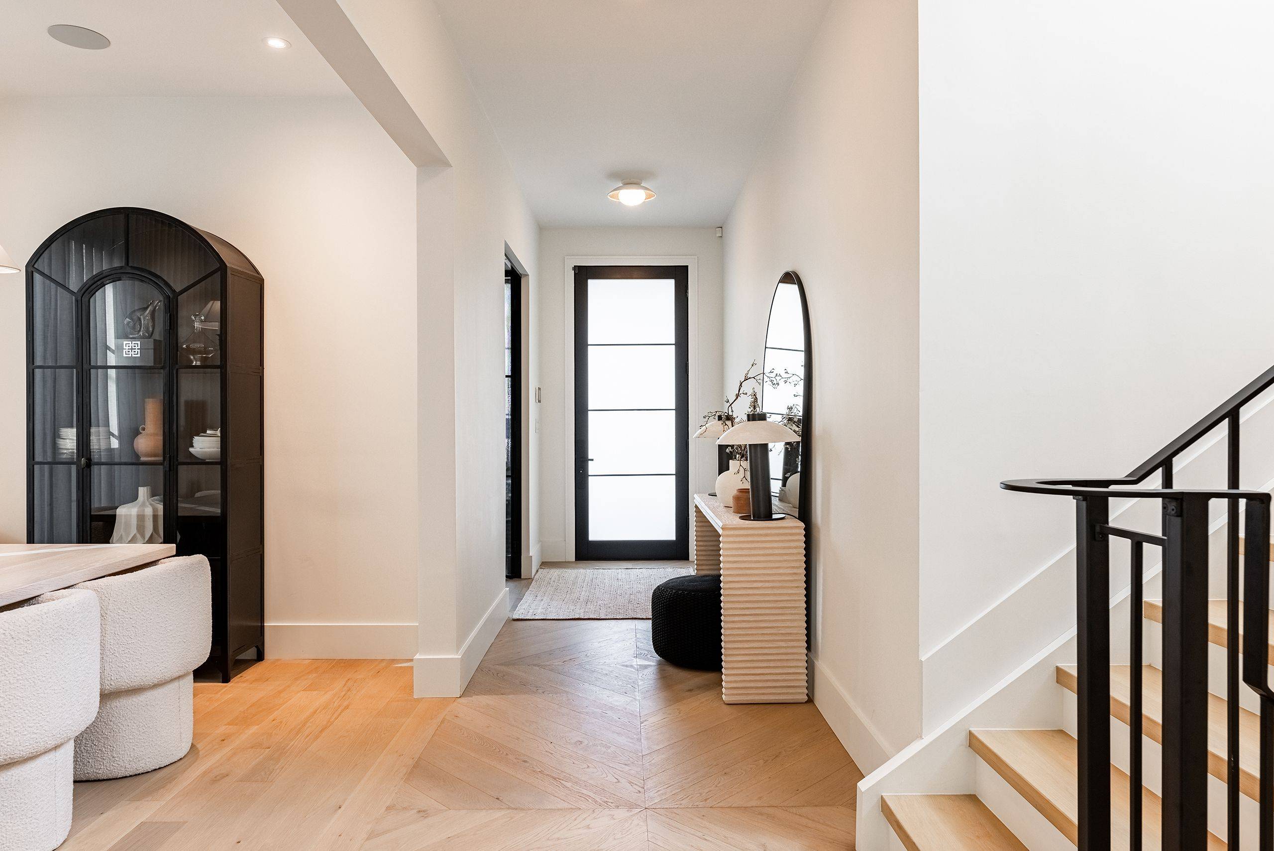 Oakville, ON L6J 2A8,331 Macdonald RD