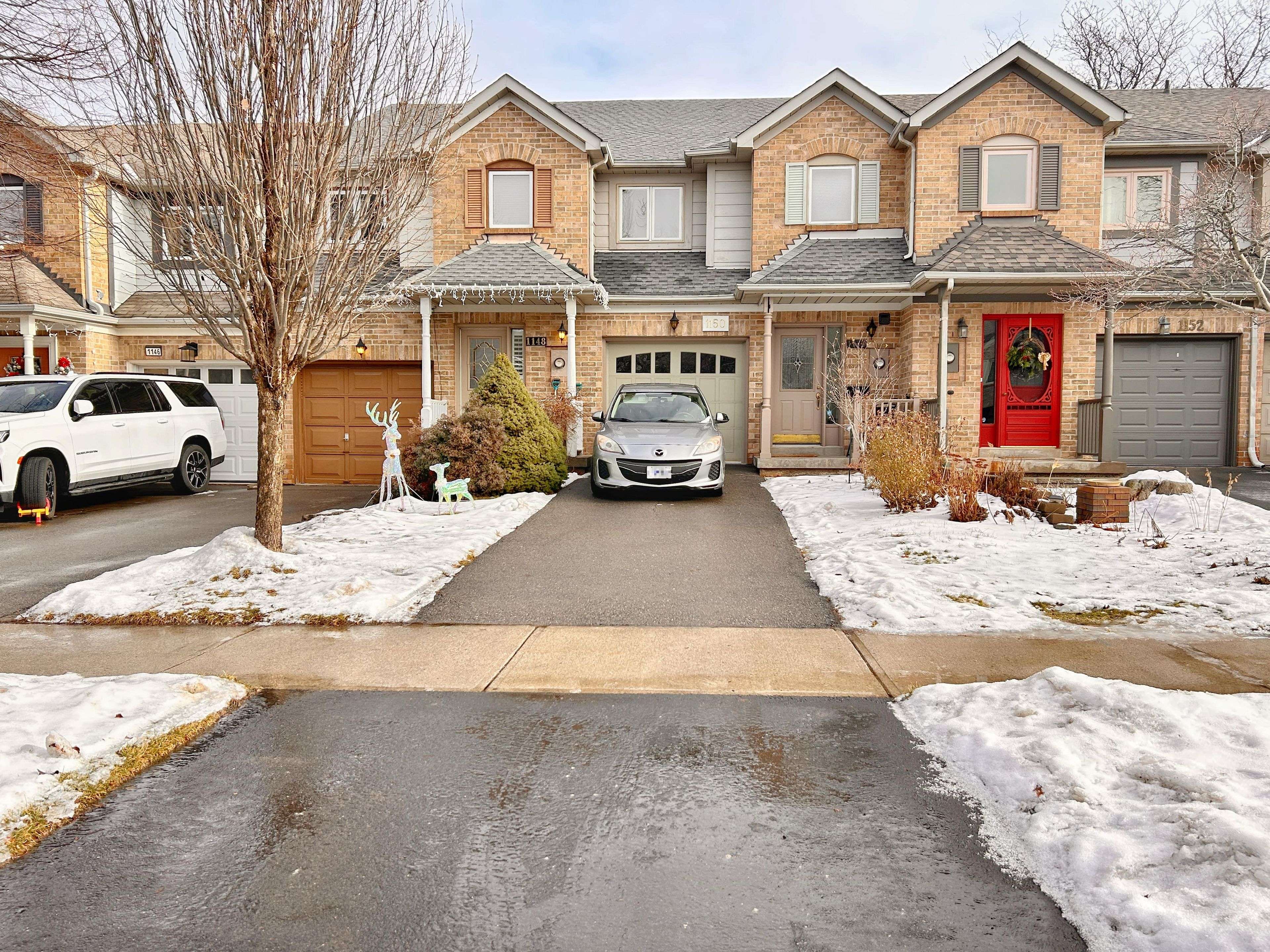 Oakville, ON L6M 3M1,1150 Westview TER