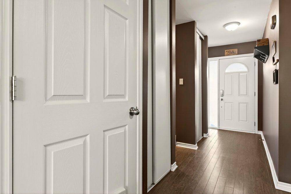 Burlington, ON L7P 3R9,2050 Upper Middle RD #69