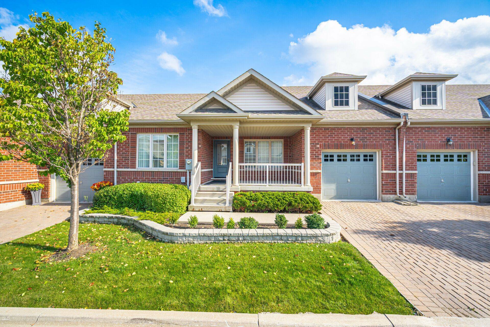Brampton, ON L6R 3P2,17 Lacorra WAY