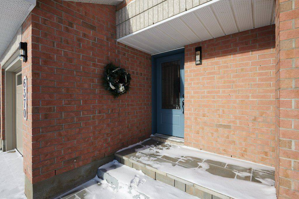 Orleans - Convent Glen And Area, ON K1C 7M3,6370 Sablewood PL