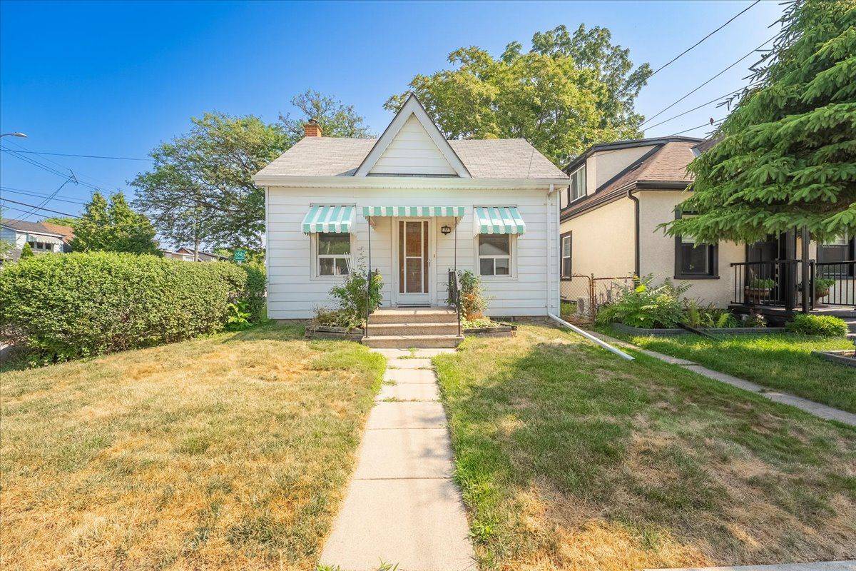 Hamilton, ON L8R 1V3,30 Baker ST