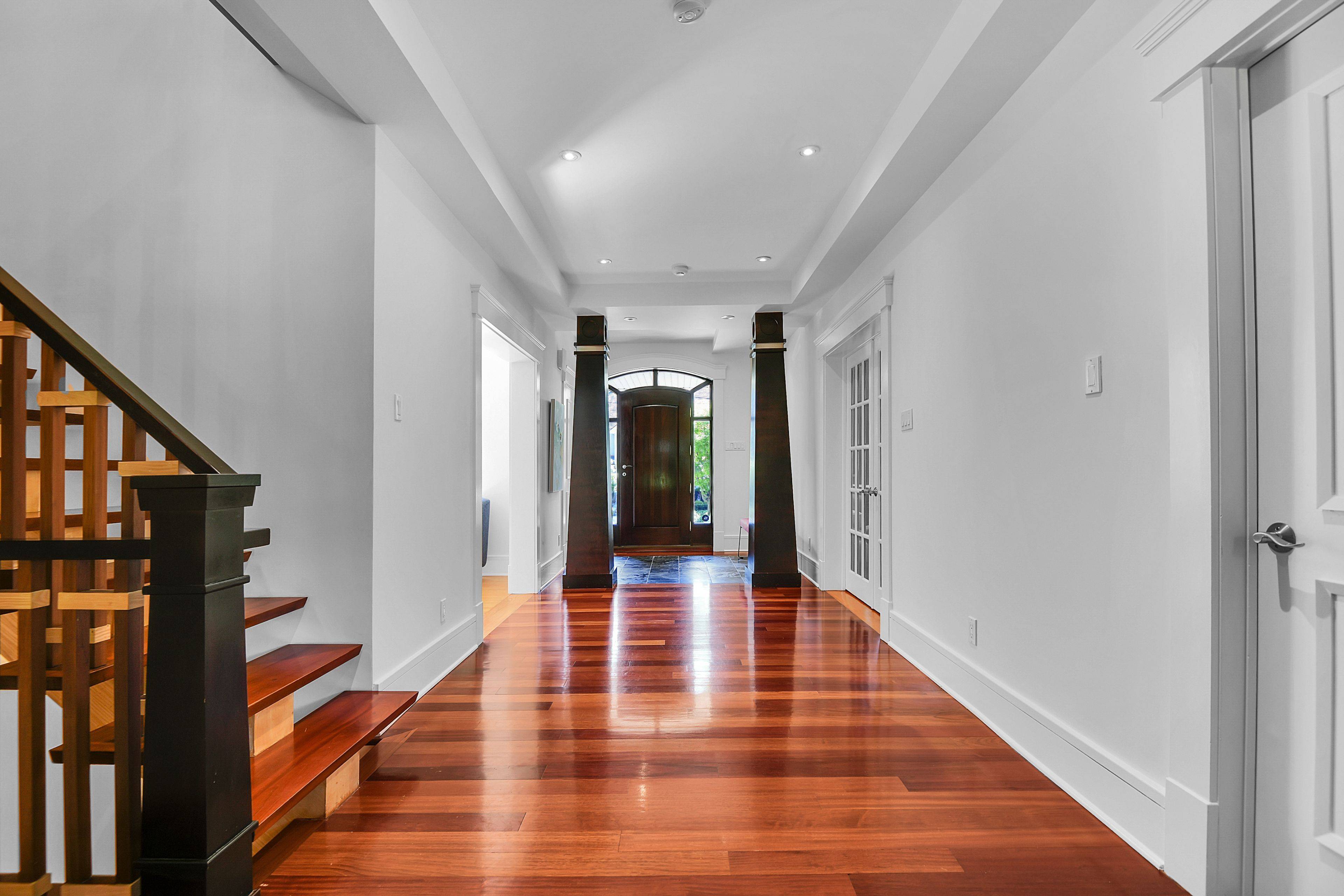 Rockcliffe Park, ON K1M 0G4,29 Mackinnon RD