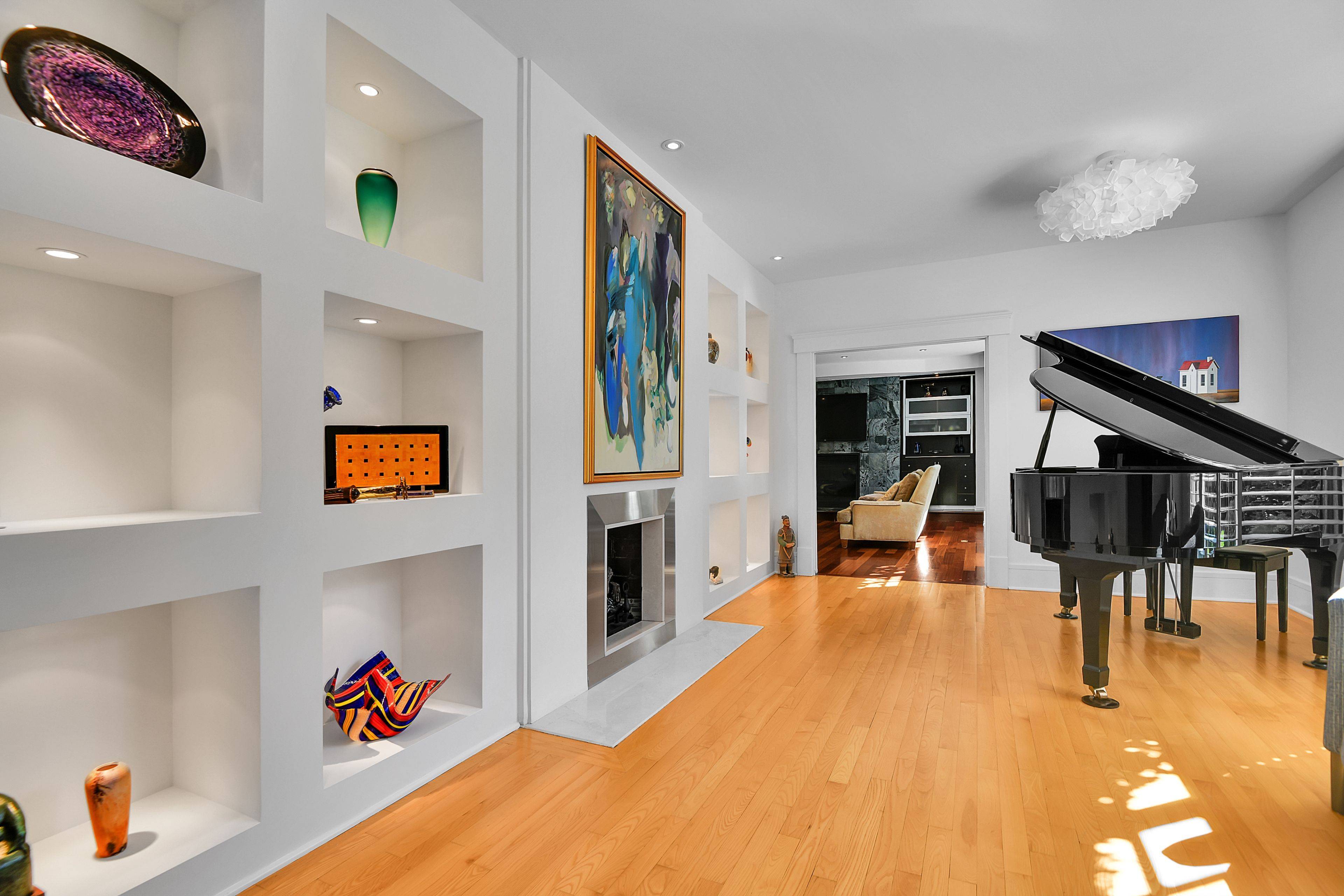 Rockcliffe Park, ON K1M 0G4,29 Mackinnon RD