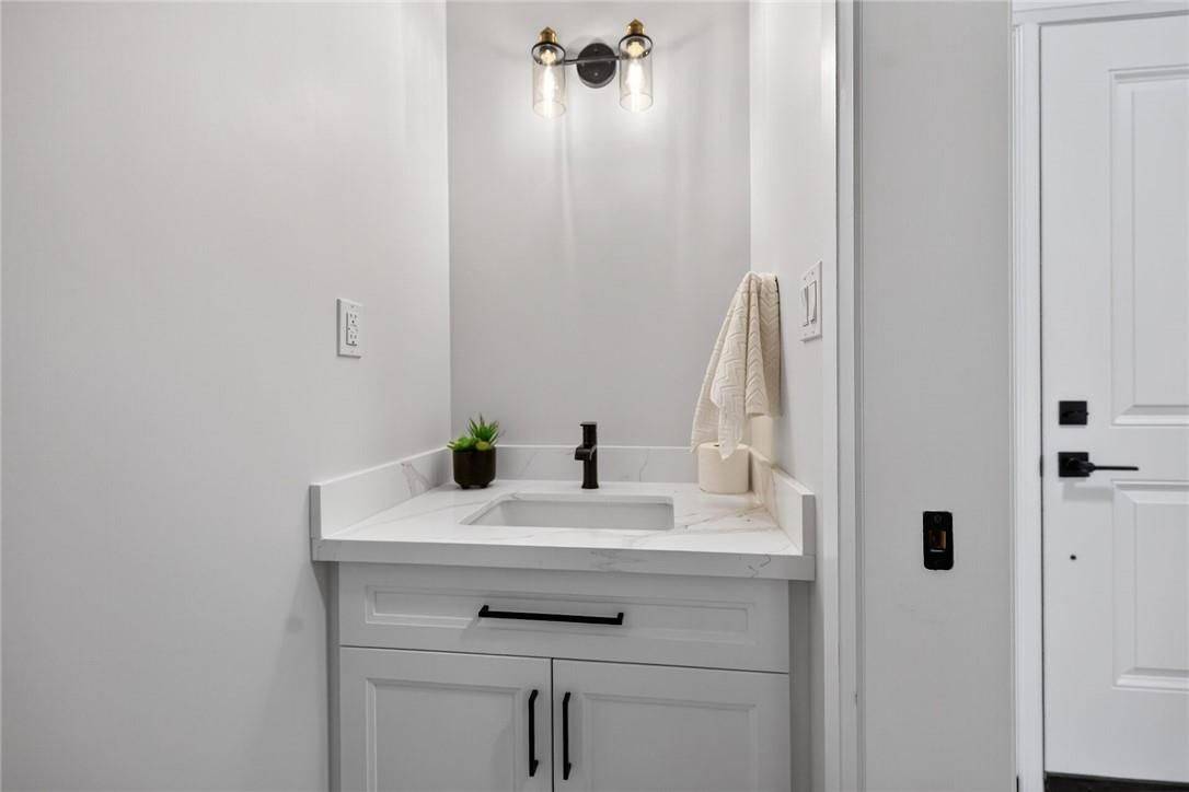 Haldimand, ON N0A 1H0,45 B Howard ST