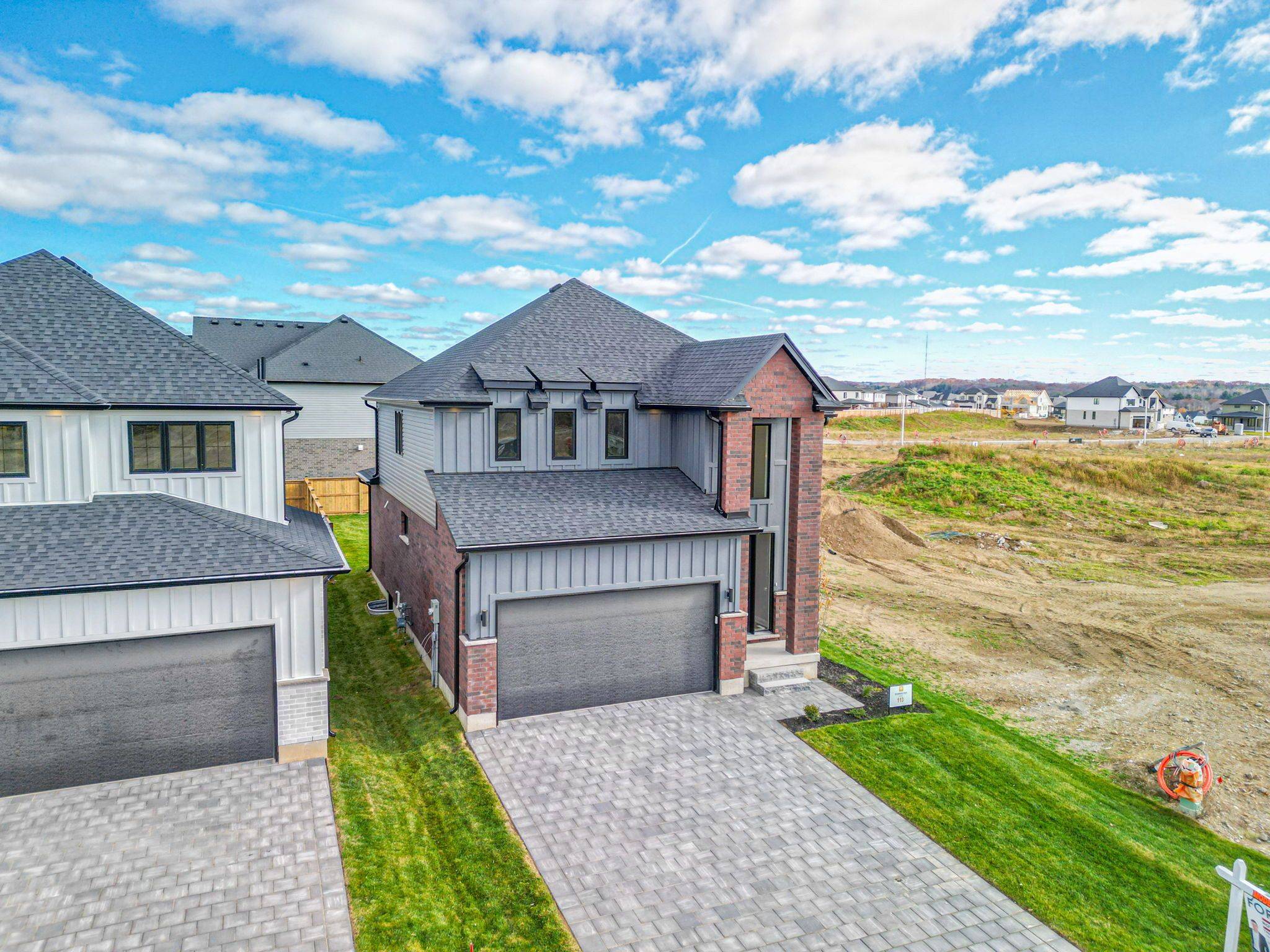 Middlesex Centre, ON N0L 1R0,27 Allister DR