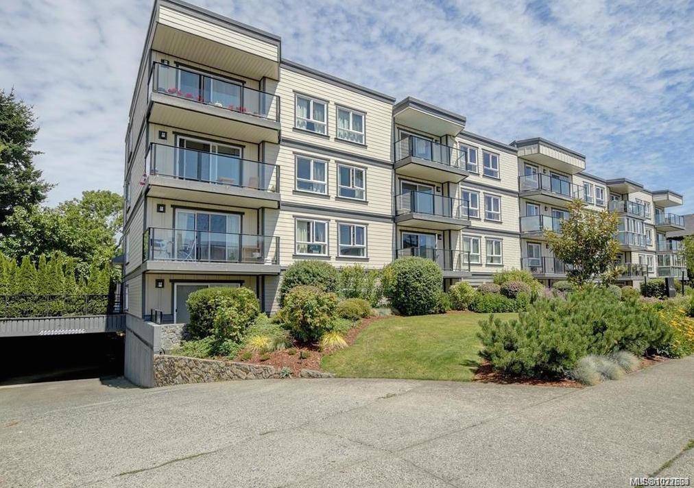 Victoria, BC V8V 3A5,1024 Fairfield Rd #204
