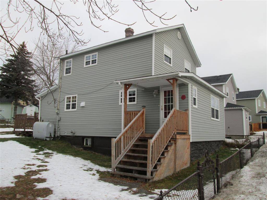 Grand Falls Windsor, NL A2A 2A9,5 Monchy Road