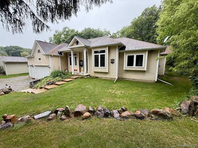 Lake Orion, MI 48362,889 Cronkite DR