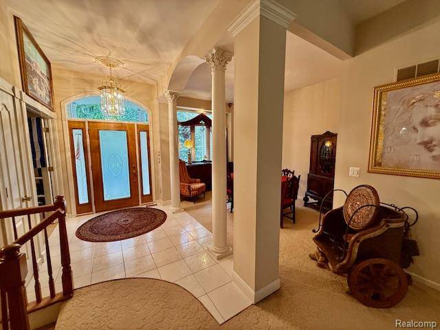 Lake Orion, MI 48362,889 Cronkite DR