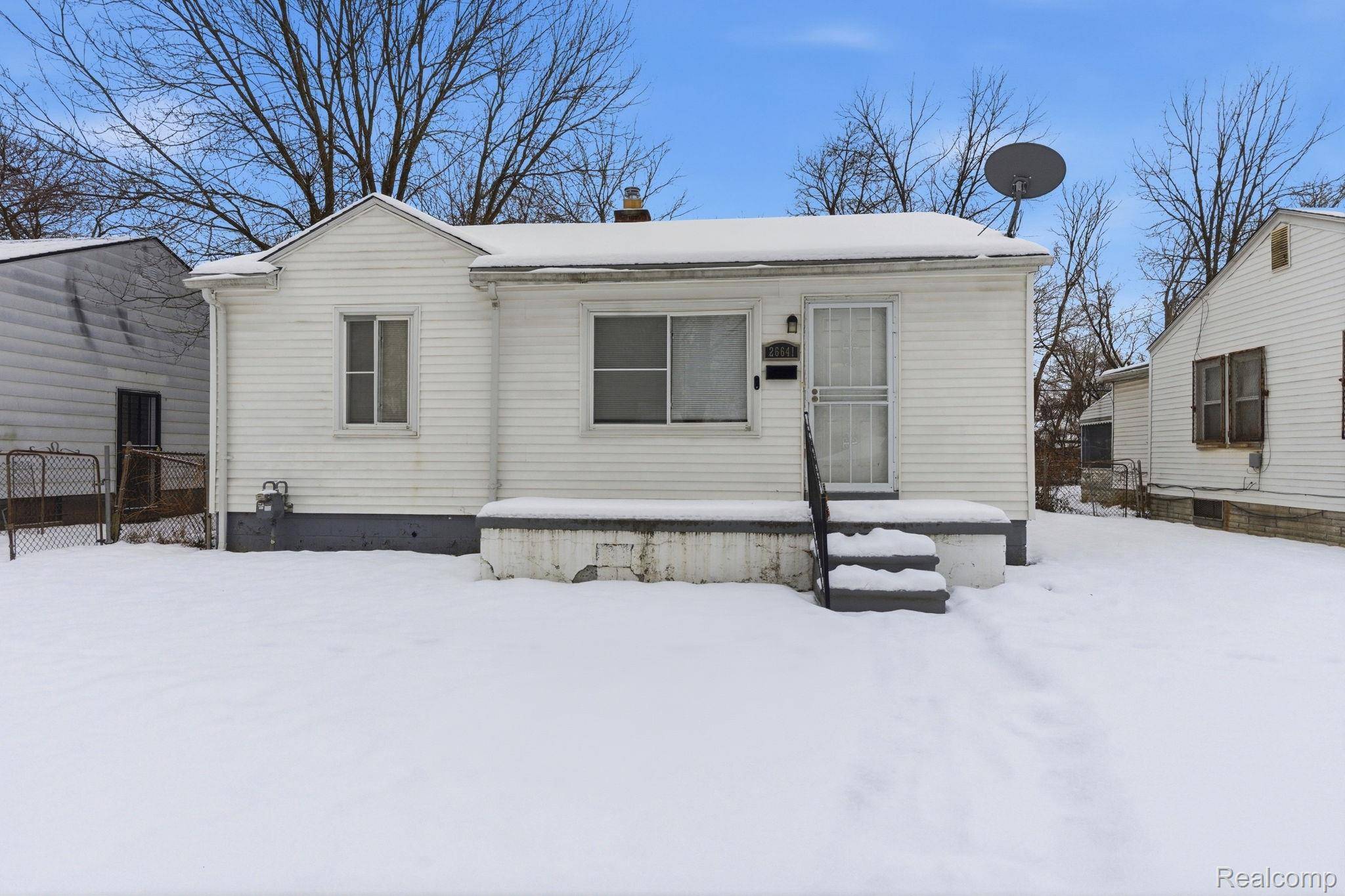 Inkster, MI 48141,26641 New York ST