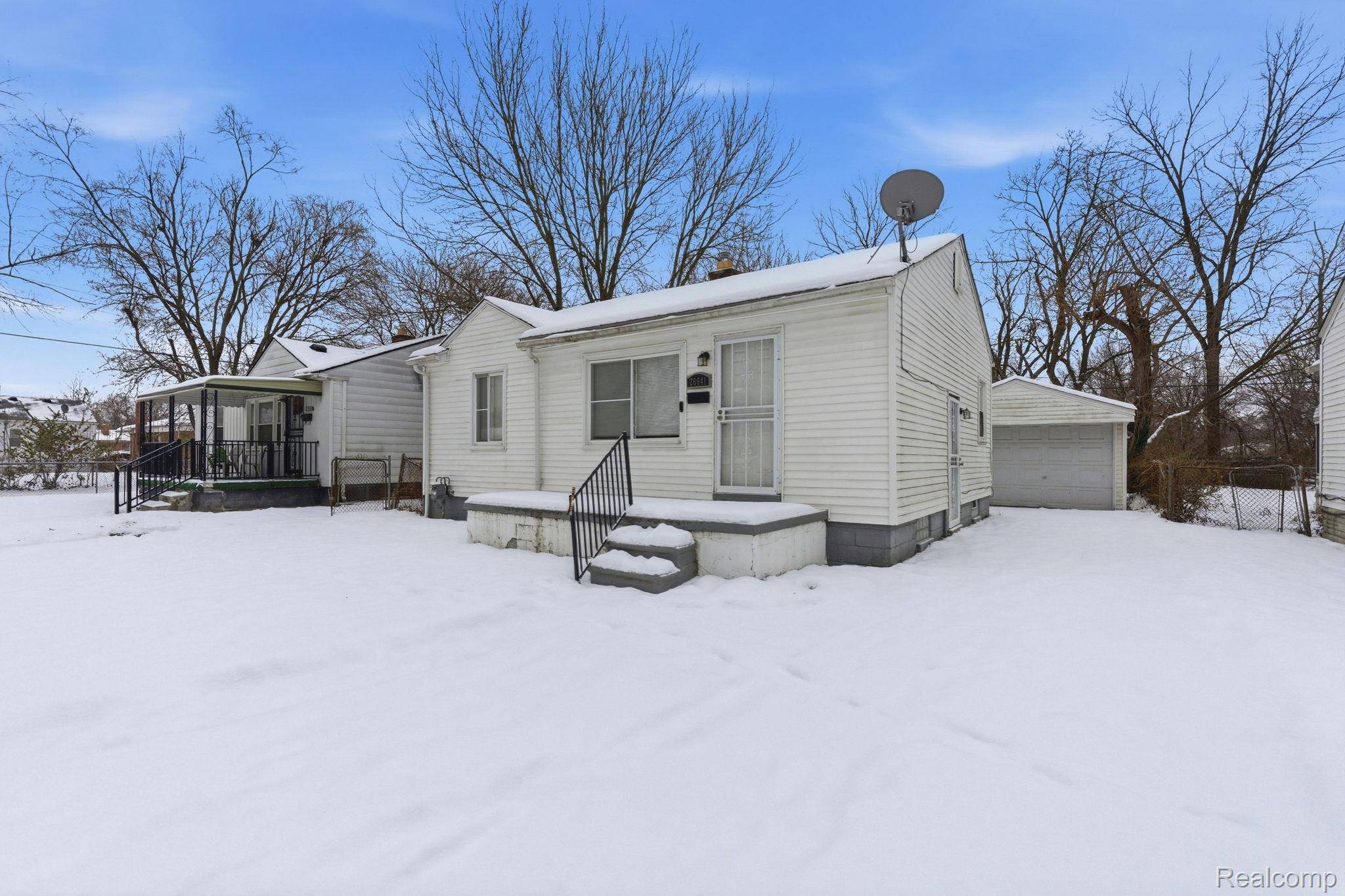 Inkster, MI 48141,26641 New York ST