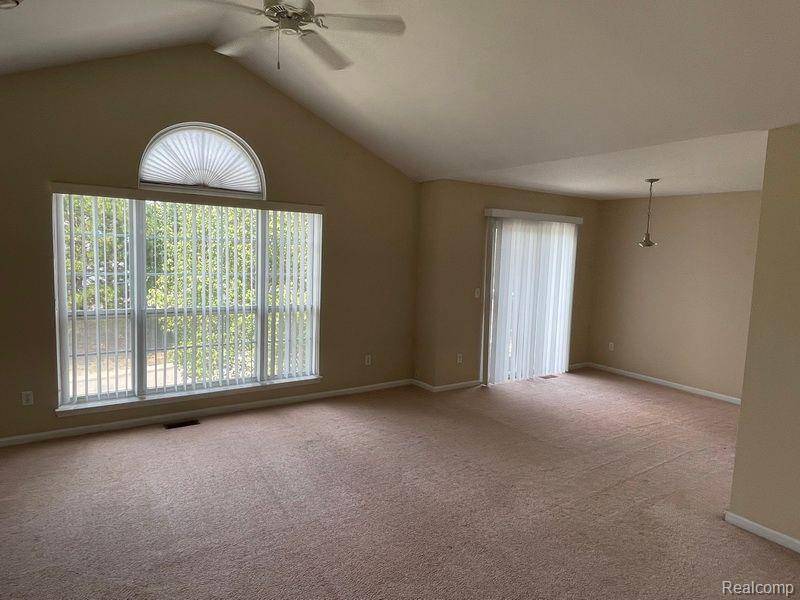 Macomb, MI 48044,45538 WARWICK DR