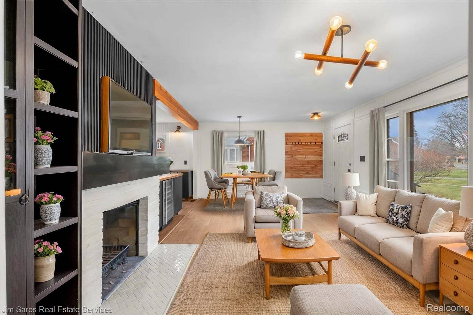 Grosse Pointe Farms, MI 48236,463 Elizabeth CT