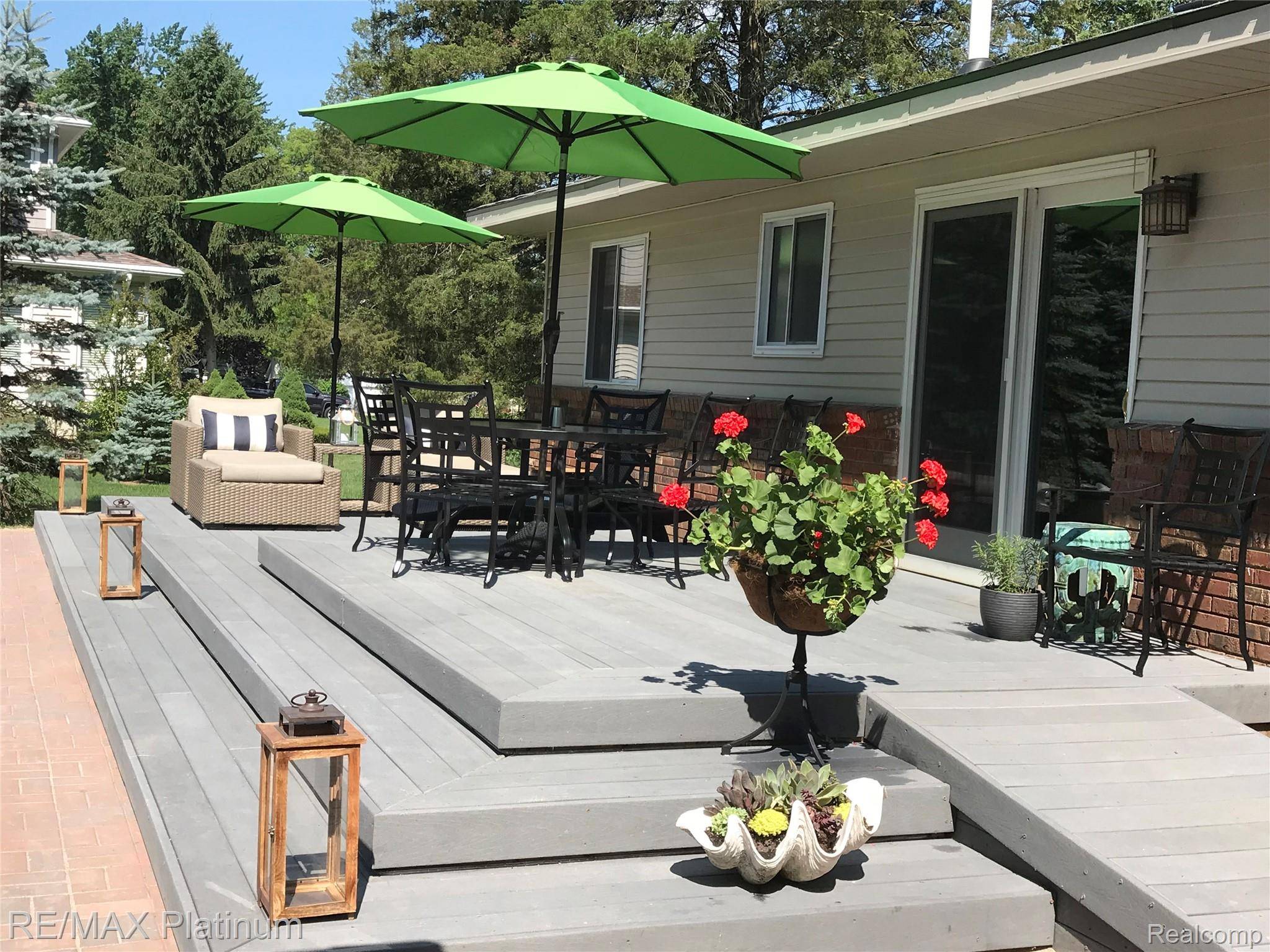 Brighton, MI 48116,4357 Skusa DR