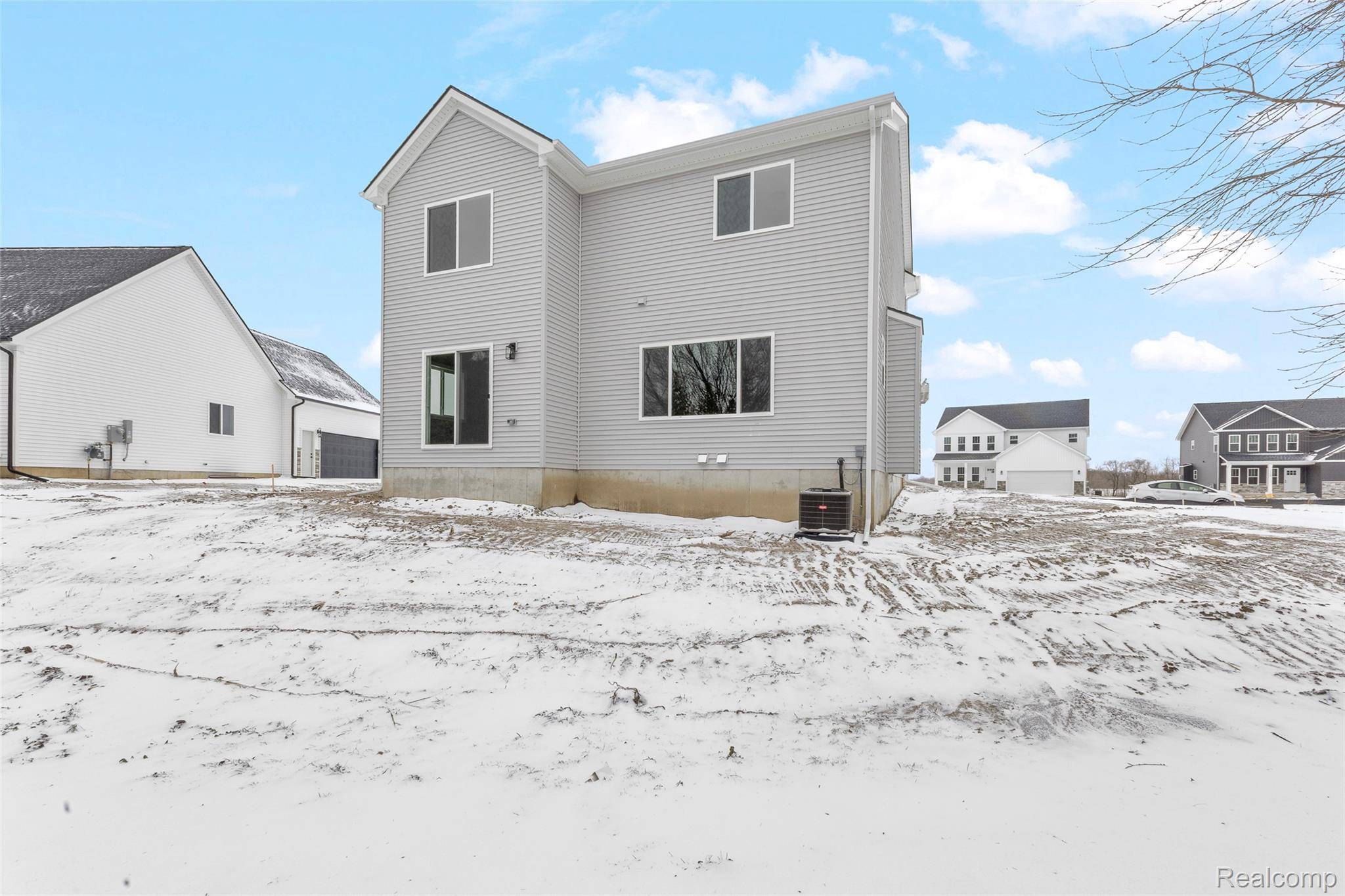 Grand Blanc, MI 48439,1151 Brendan Bay DR