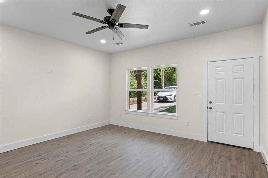 Denison, TX 75020,727 W Parnell Street