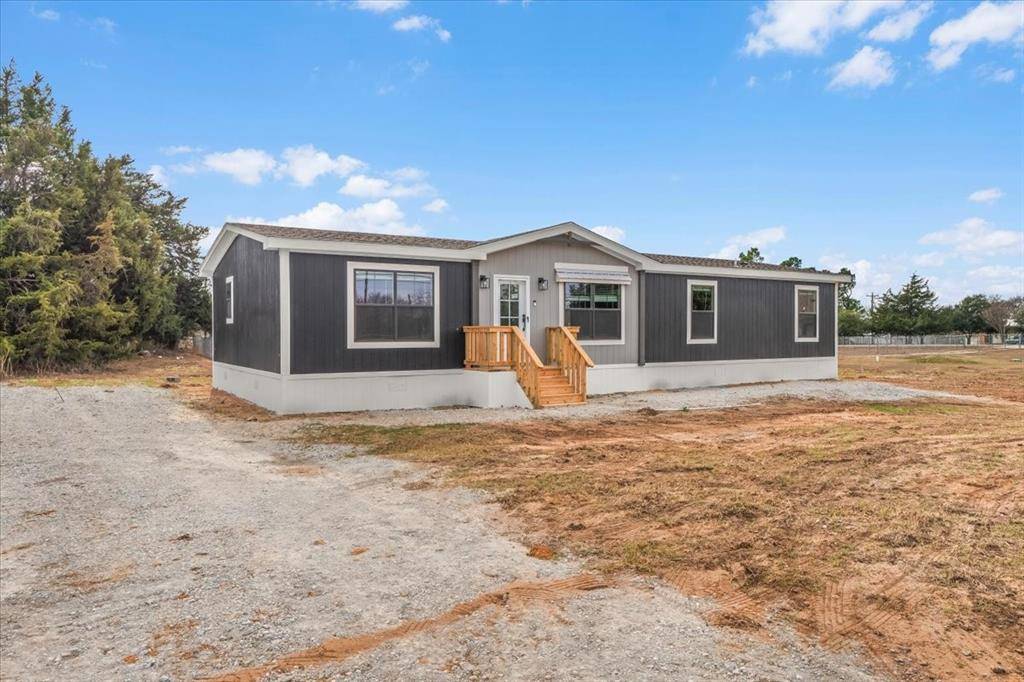 Joshua, TX 76058,5824 Thousand Oaks Drive