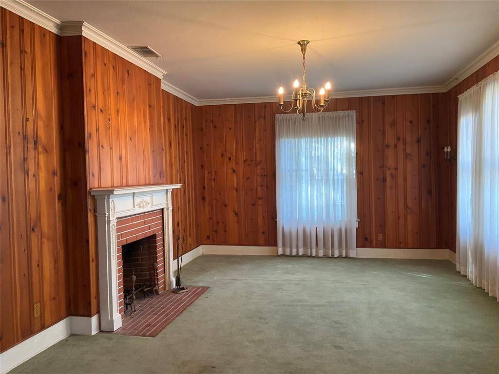 Corsicana, TX 75110,1303 W 3rd Avenue