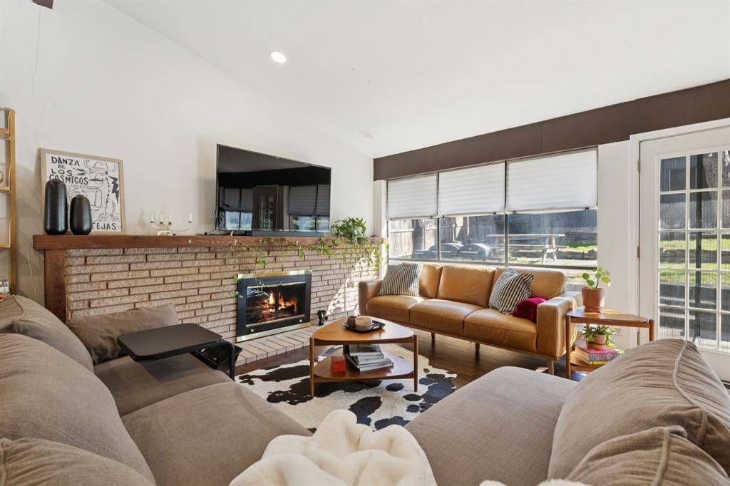 Dallas, TX 75218,10324 Lake Gardens Drive