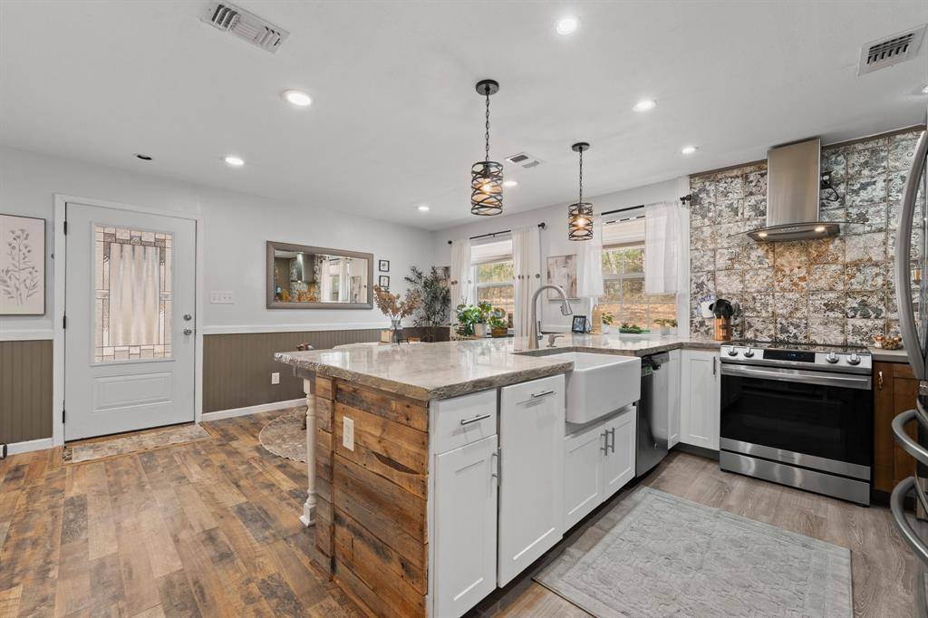 Joshua, TX 76058,2516 Brushy Nob Drive