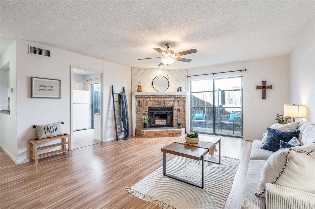 Farmers Branch, TX 75234,14800 Enterprise Drive #19A