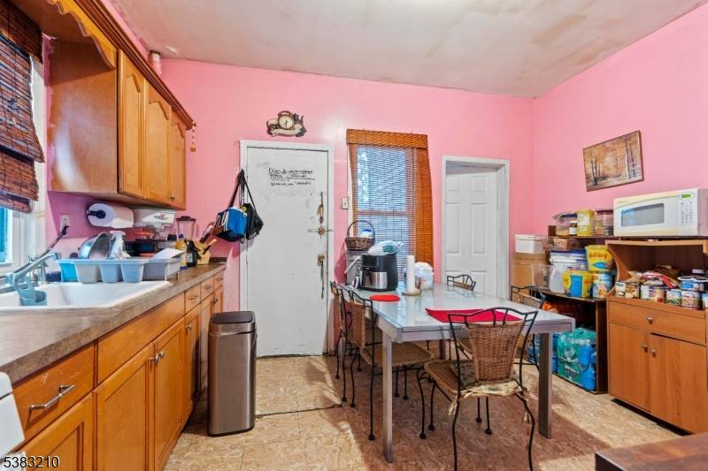 Paterson City, NJ 07501,106 Madison St