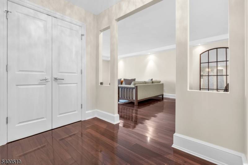 Cliffside Park Boro, NJ 07010,200 Winston Dr-C1711 #1711