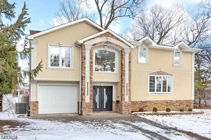 Waldwick Boro, NJ 07463,139 Waldwick Ave