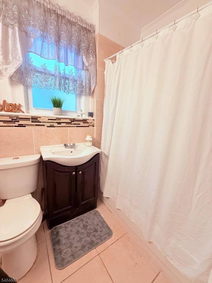 Newark City, NJ 07106,52 Brookdale Ave