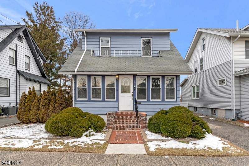 Clifton City, NJ 07013,174 Colfax Ave