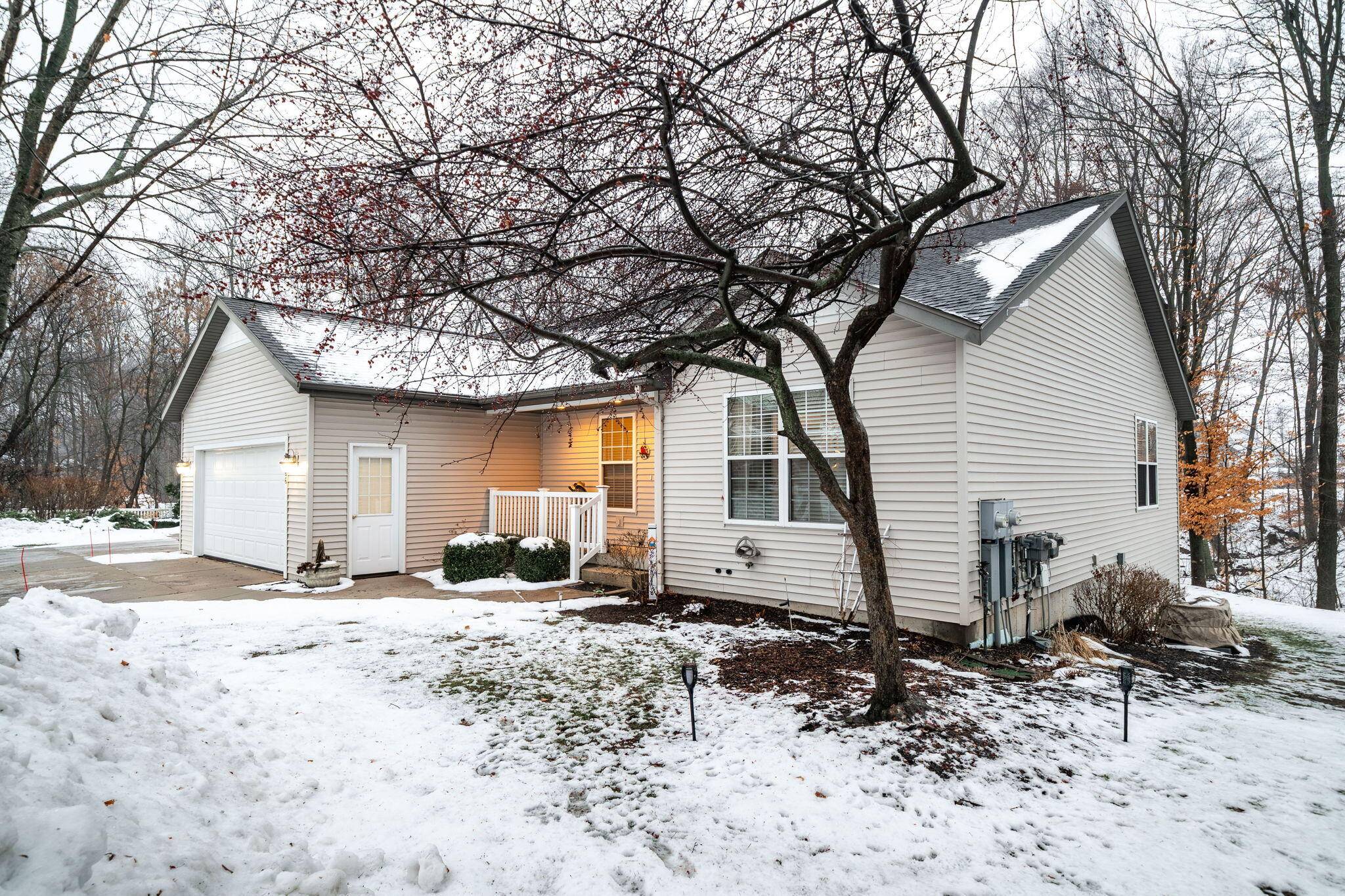 Caledonia, MI 49316,8766 Grainery CT SE