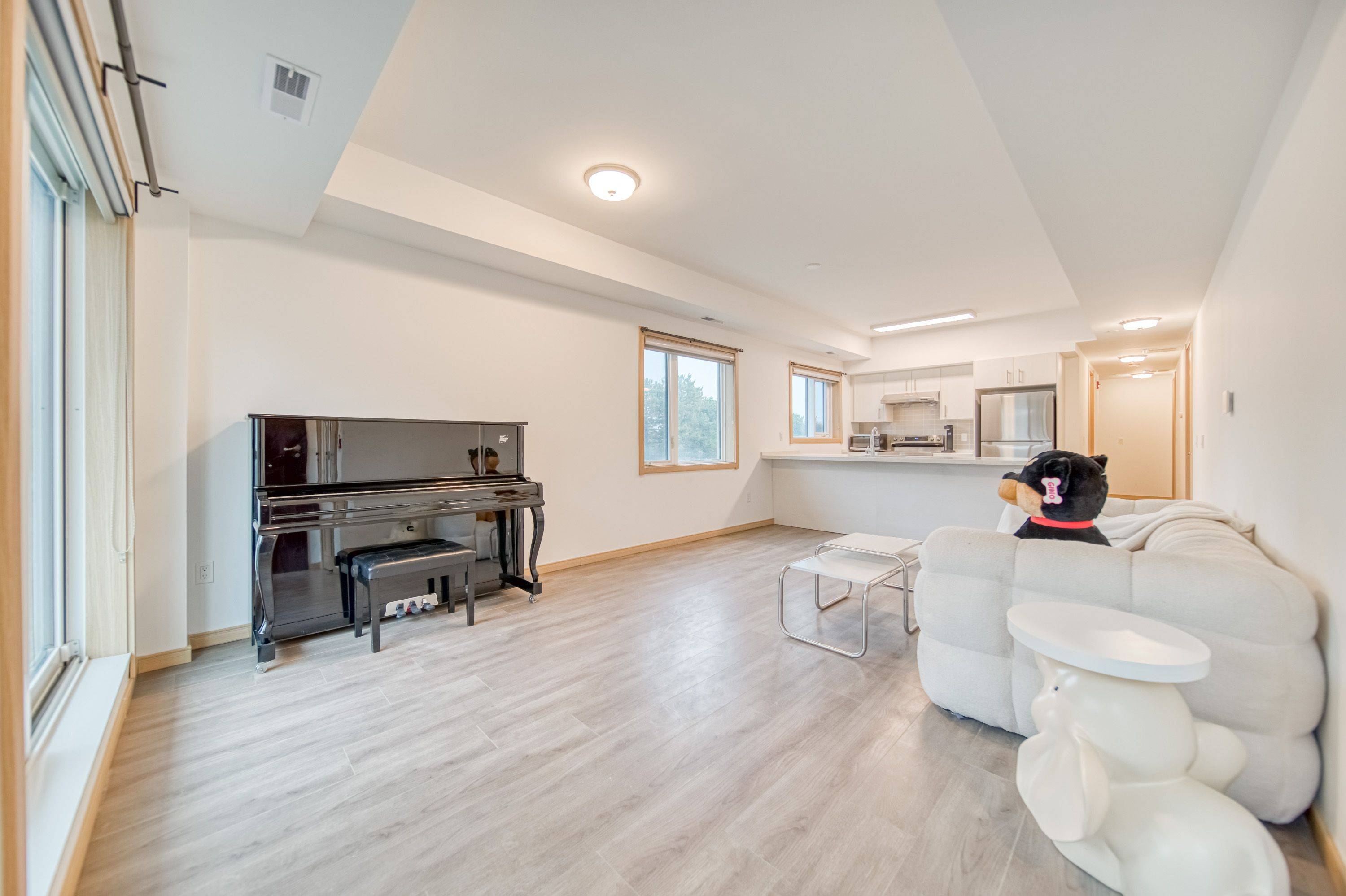 Toronto E05, ON M1W 0A9,60 Morecambe Gate #C201