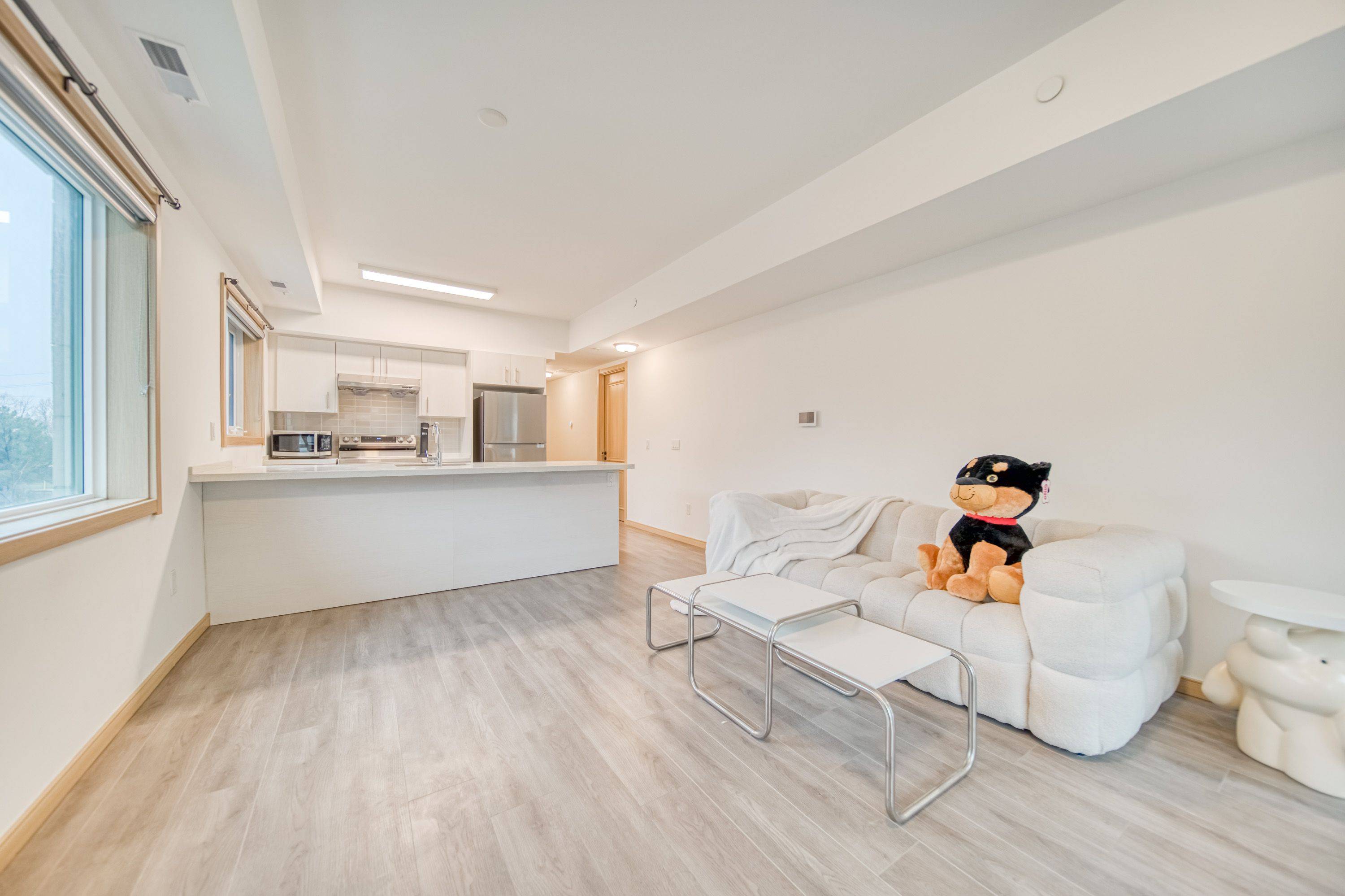 Toronto E05, ON M1W 0A9,60 Morecambe Gate #C201