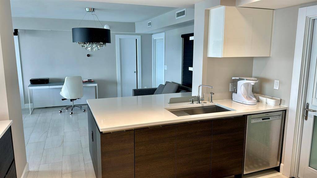 Deerfield Beach, FL 33441,333 NE 21st Ave #1210