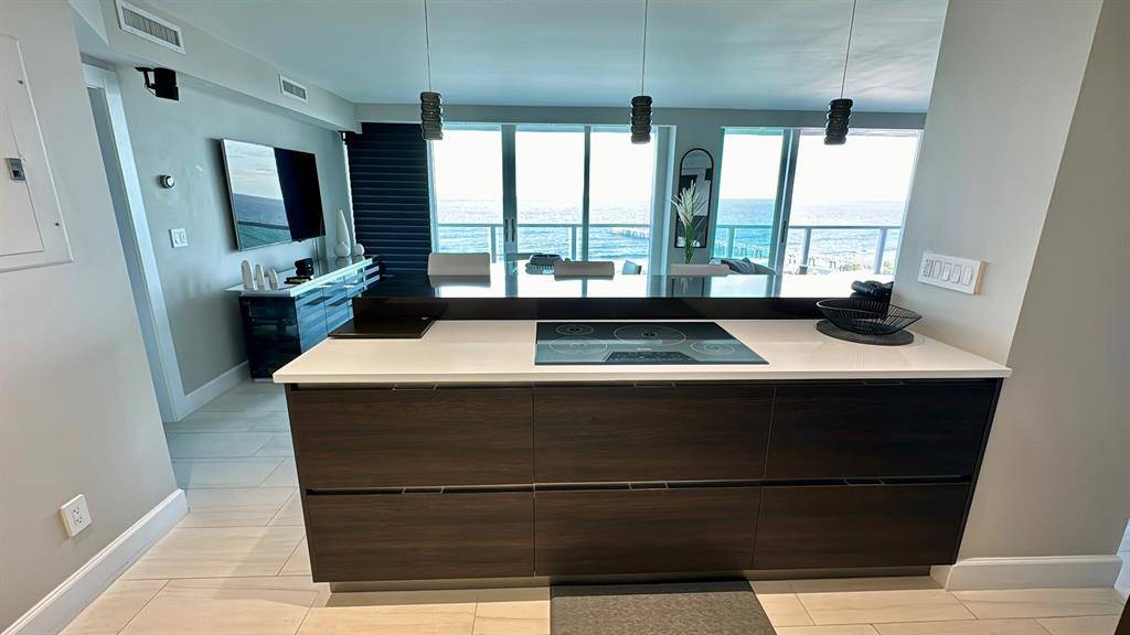 Deerfield Beach, FL 33441,333 NE 21st Ave #1210