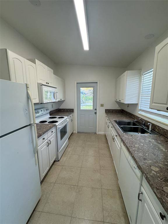 Boynton Beach, FL 33435,230 SE 4th Ave