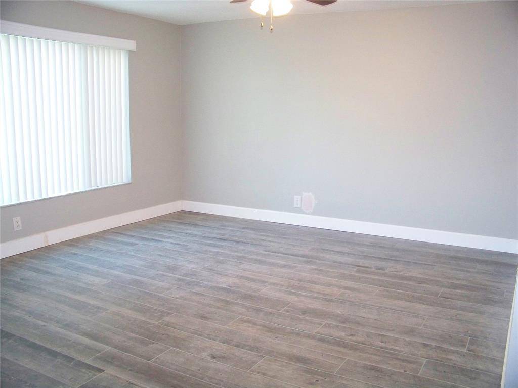 Coral Springs, FL 33065,11210 NW 39th St