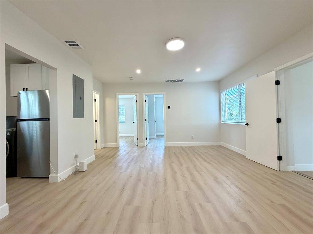 Fort Lauderdale, FL 33311,2943 NW 13th St