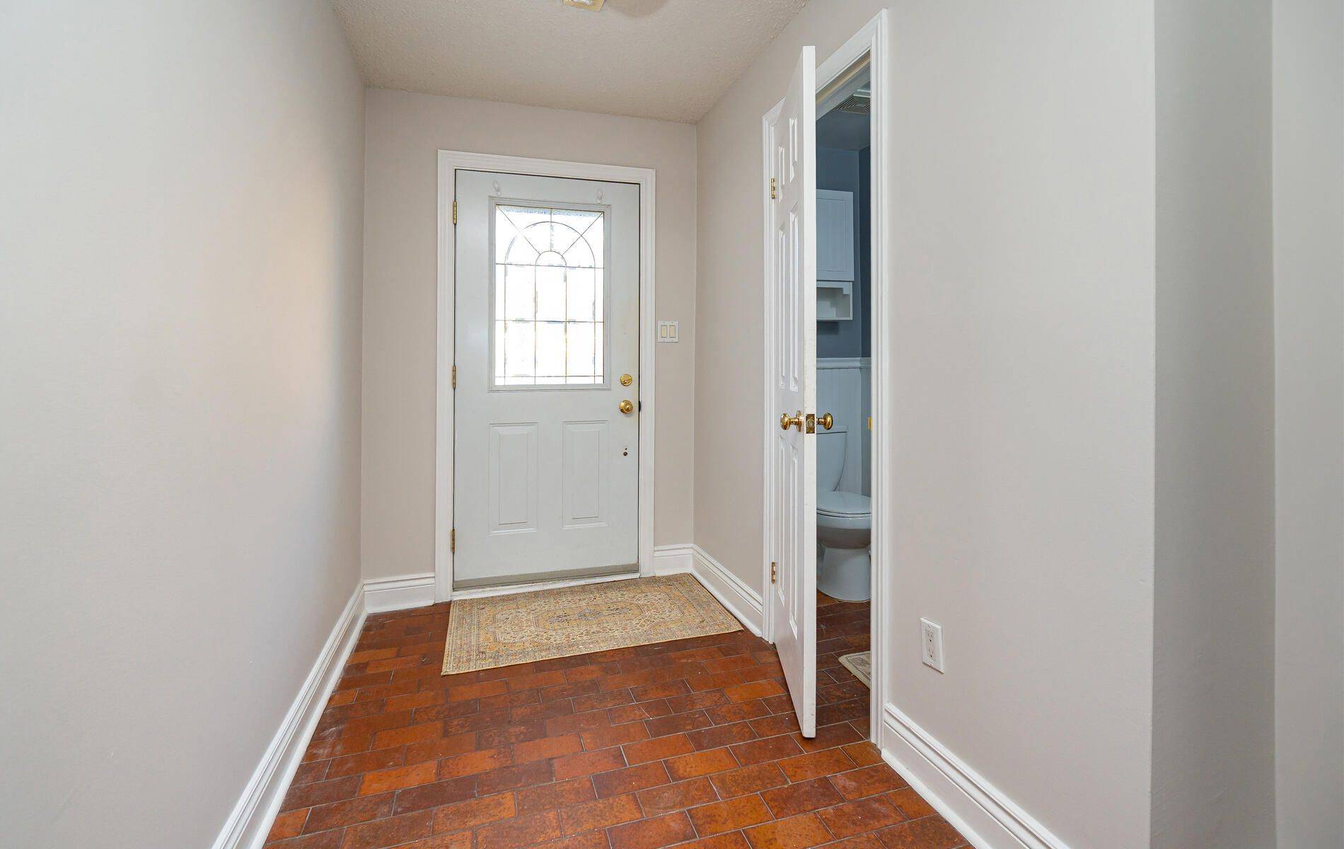 Markham, ON L3P 3S9,6 Hepworth WAY