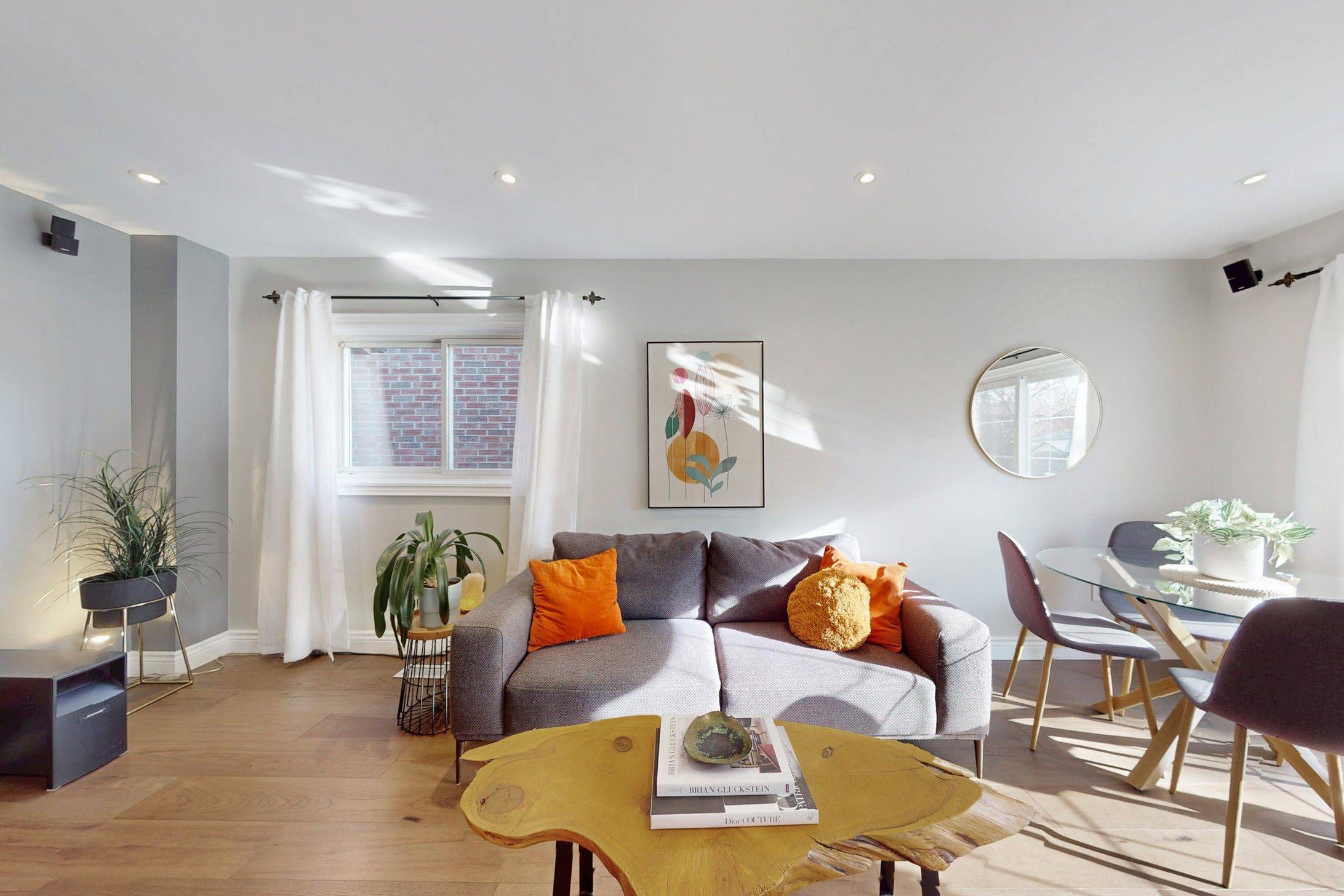 Markham, ON L3R 4P2,49 Madsen CRES