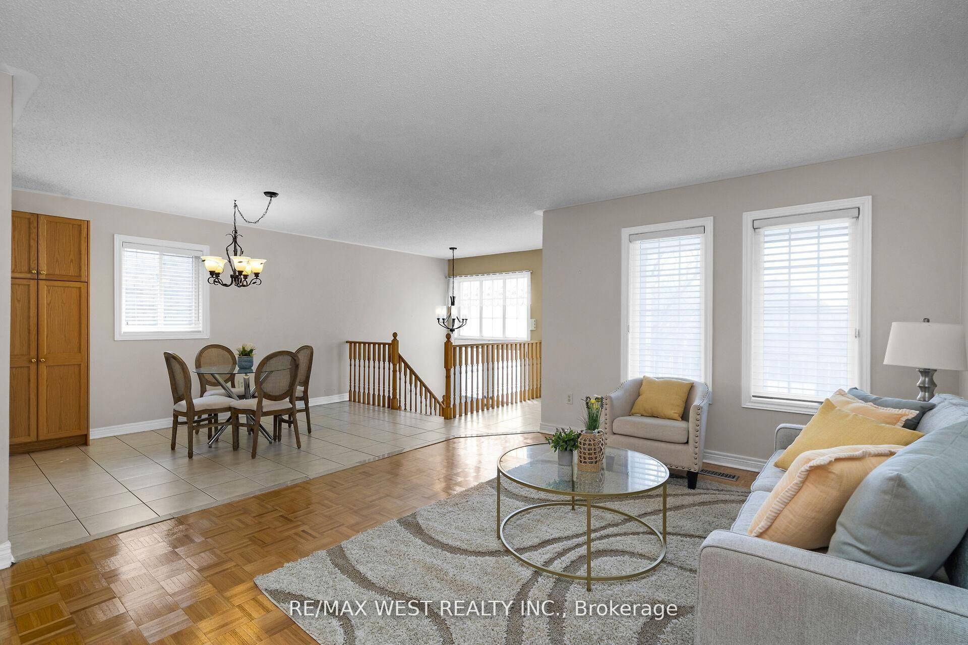 Vaughan, ON L6A 3R4,362 Avro RD