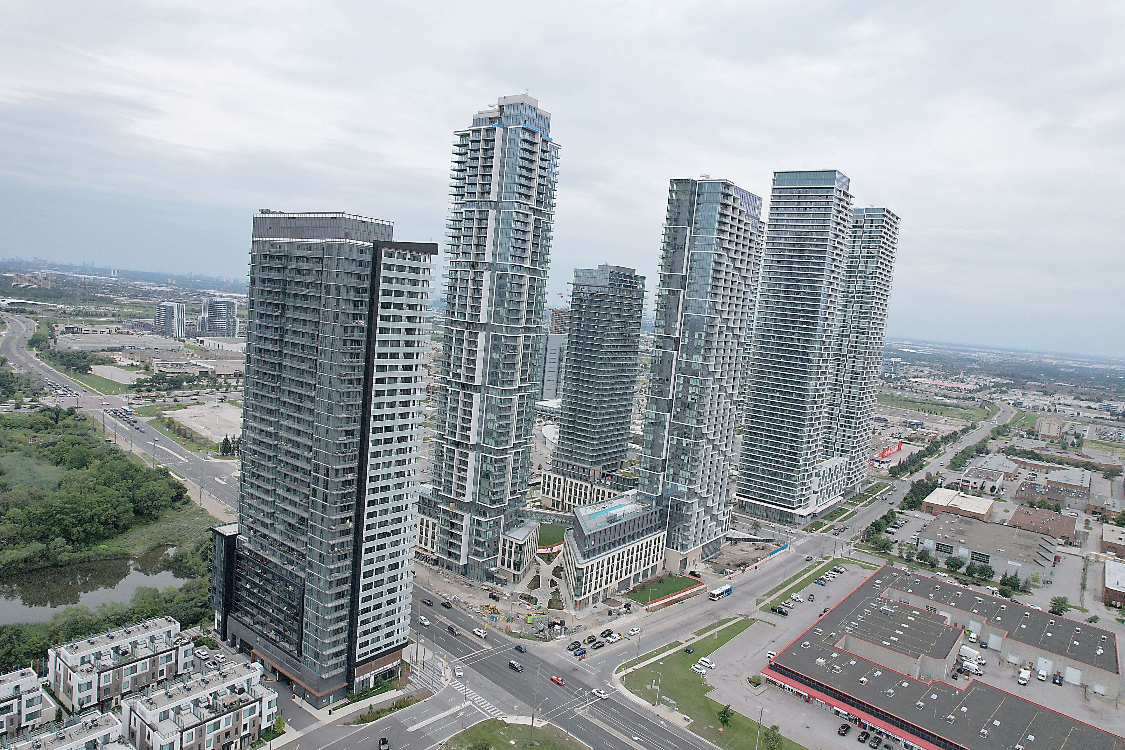 Vaughan, ON L4K 0K9,7890 Jane ST #3006