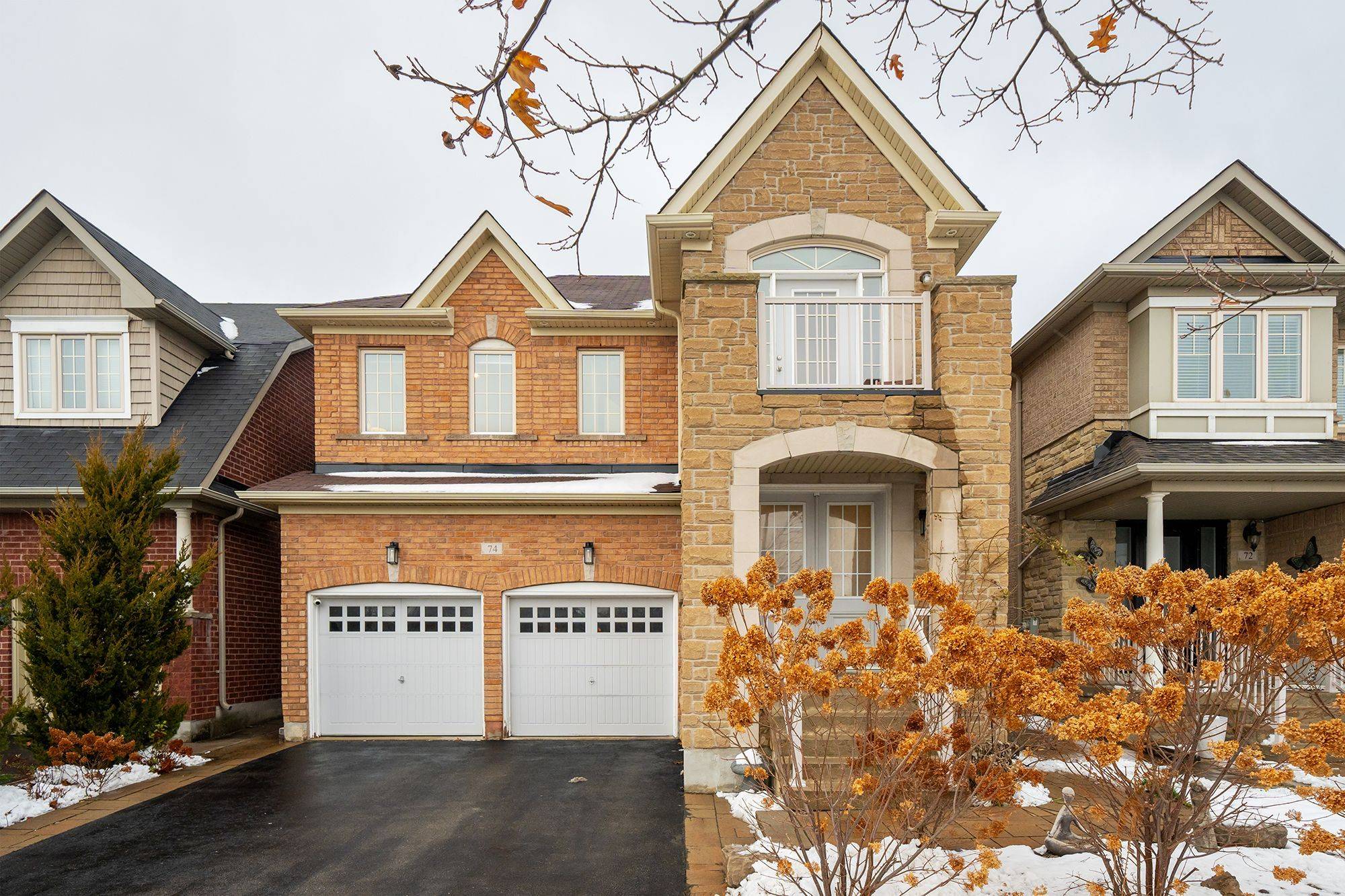 Richmond Hill, ON L4E 0L3,74 Augustine AVE