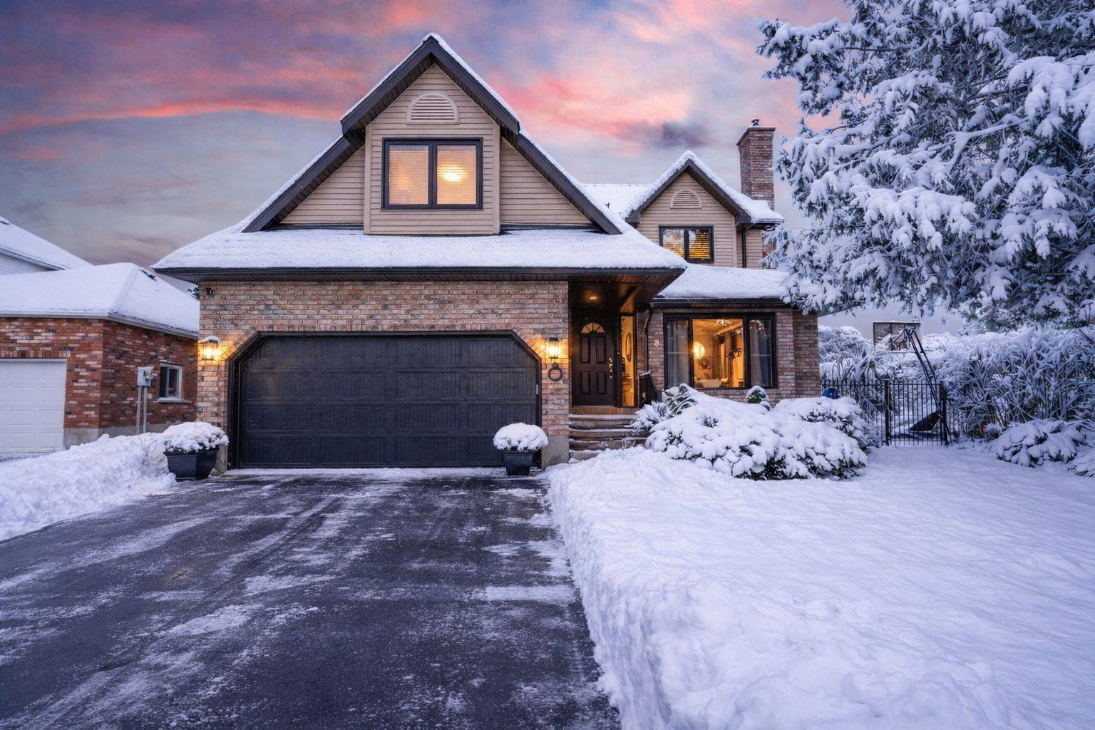 Collingwood, ON L9Y 4R7,8 Burnside CT