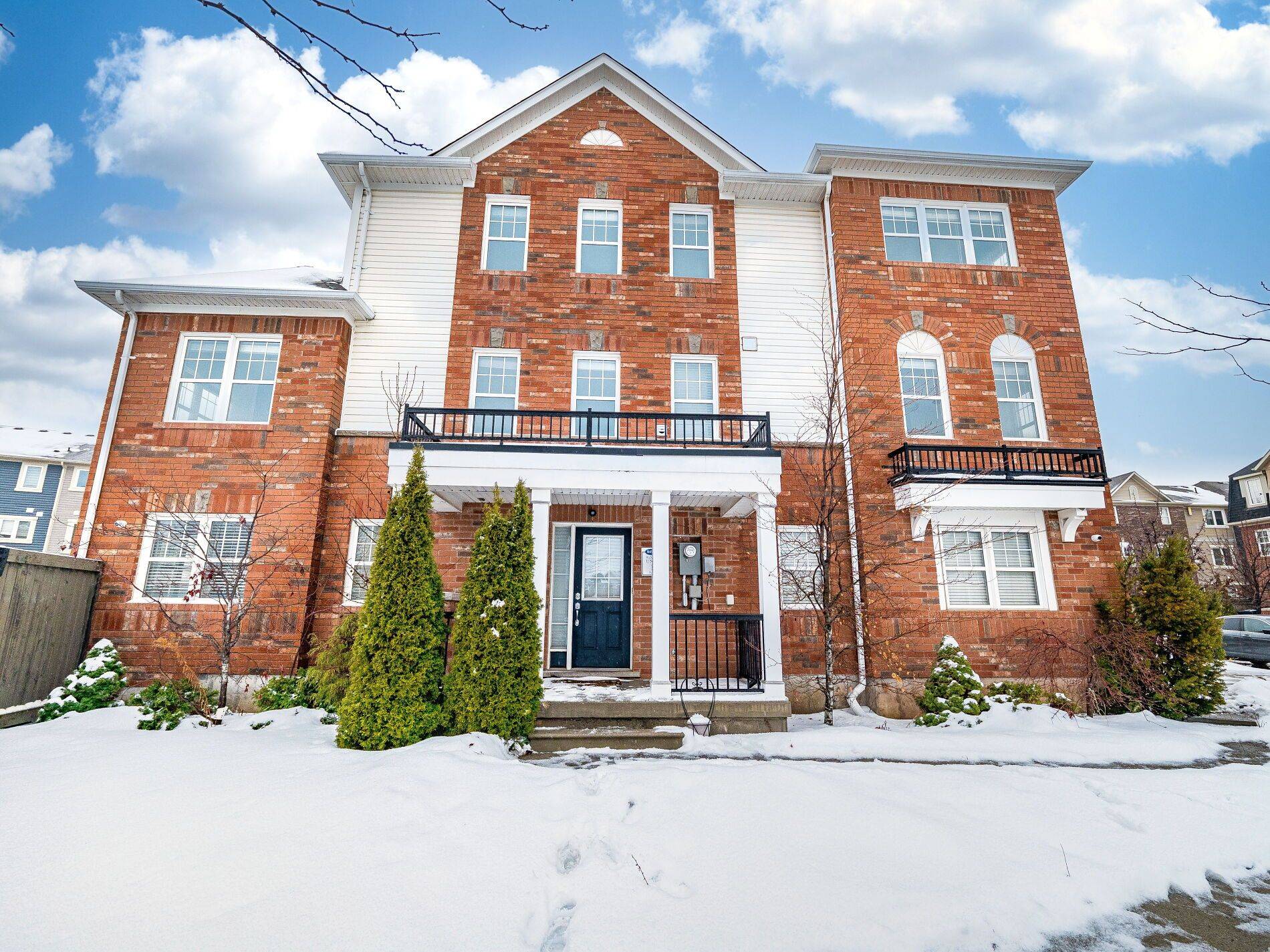 Brampton, ON L7A 0S5,18 Betterton CRES