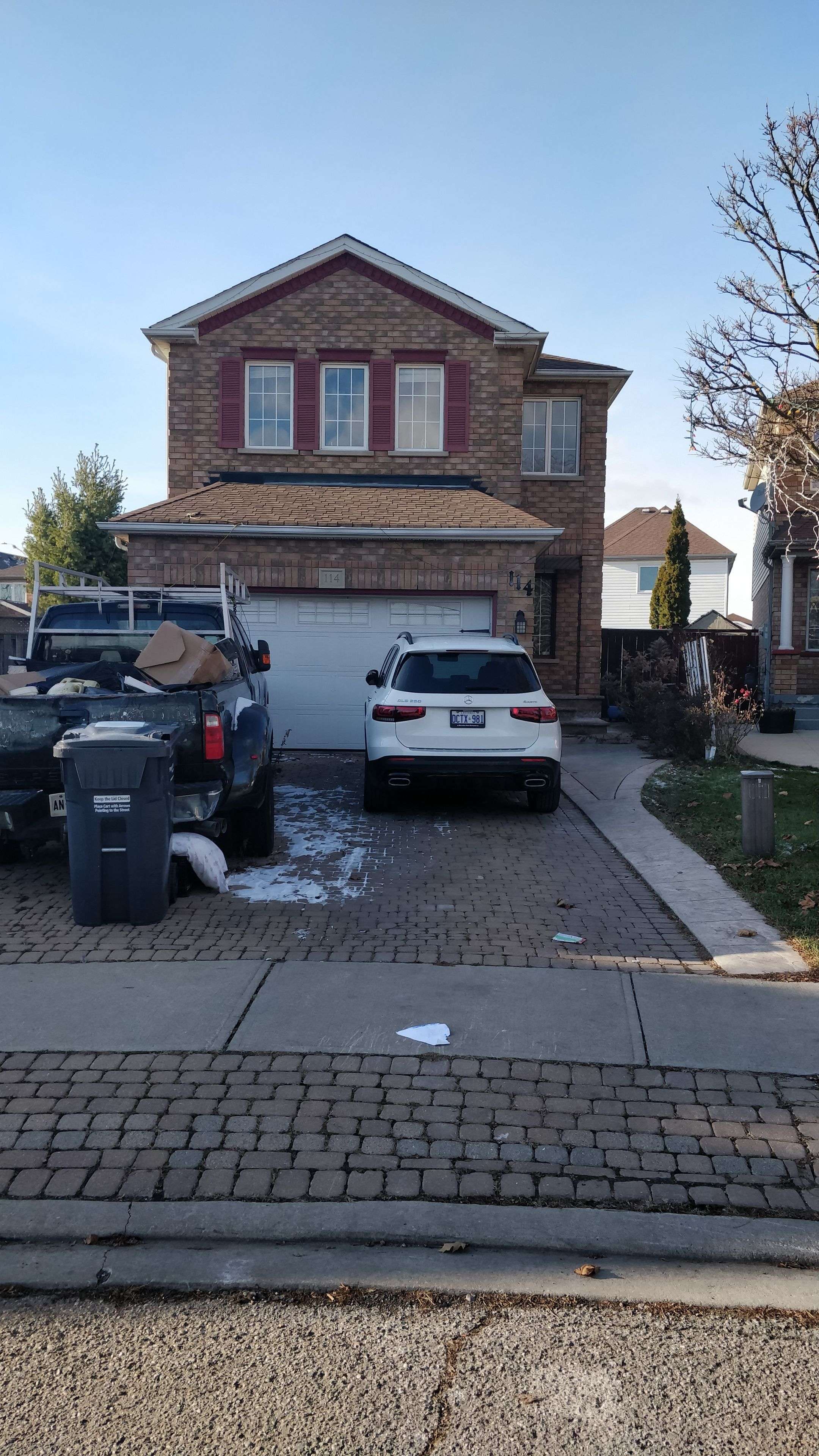 Brampton, ON L6R 1Z8,114 Cordgrass CRES #Upper