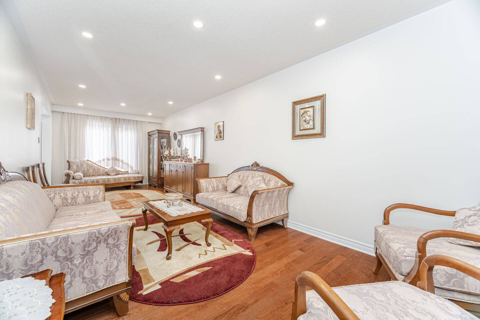 Brampton, ON L6R 1J9,52 Wildberry CRES