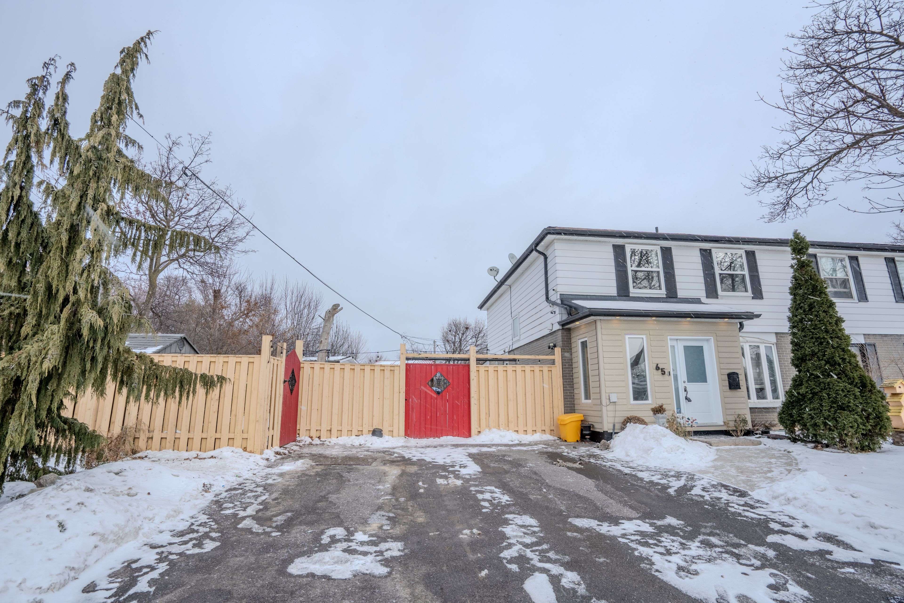 Brampton, ON L6T 2Y6,65 Dorset DR